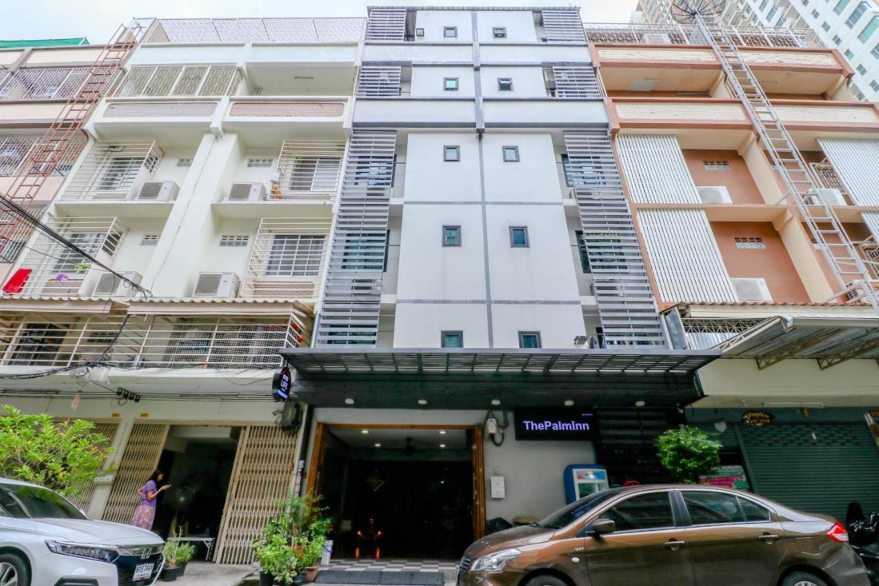 Oyo 935 The Palm Apartment Bangkok Exterior photo